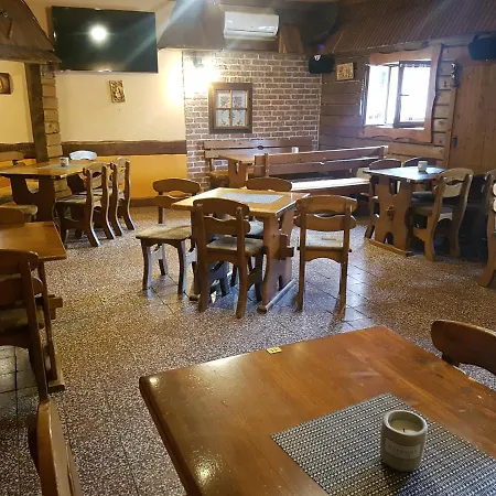 Centrum V Sukromi Restauracia U Jakuba *