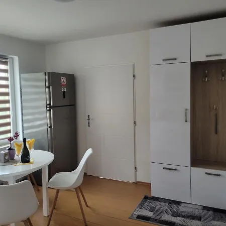 Апартаменты Centrum V Sukromi Restauracia U Jakuba