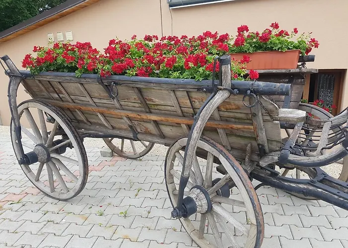 Apartment Centrum V Sukromi Restauracia U Jakuba Martin